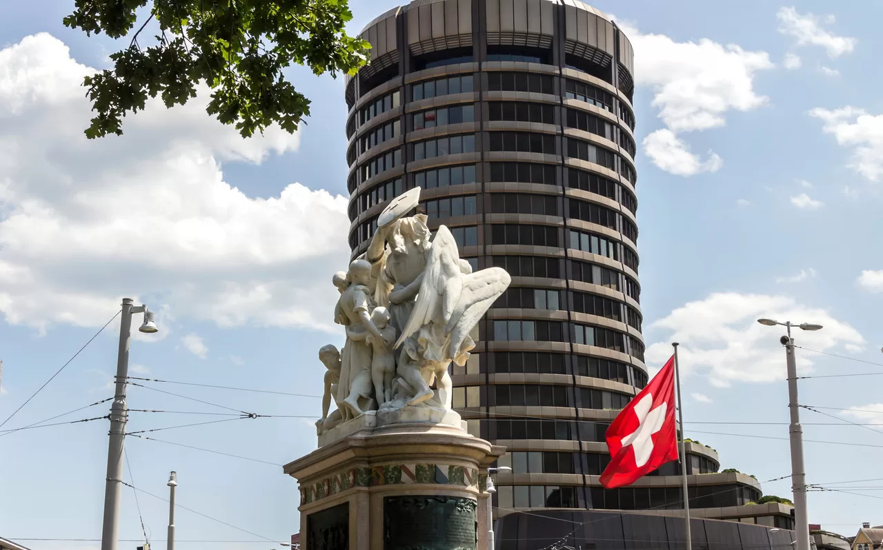 Bank for International Settlements (BIS) Survey Predicts Global Adoption of Central Bank Digital Currencies (CBDCs) by 2030
