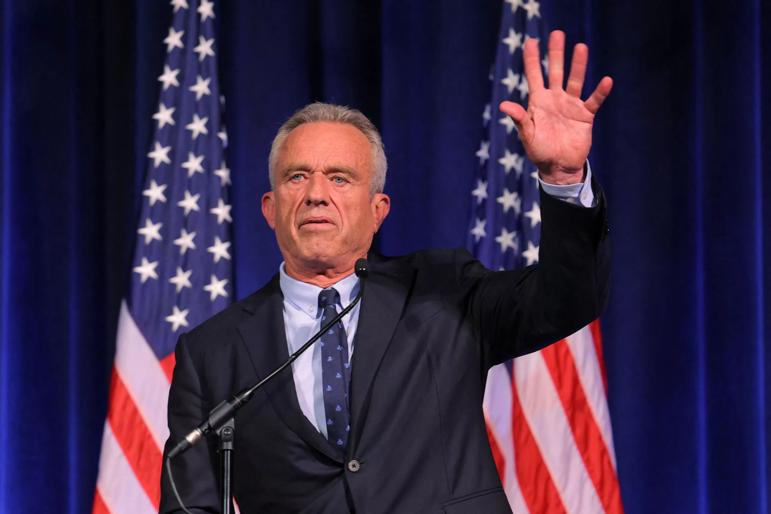Democratic Candidate Robert F. Kennedy Jr. Unveils Bold Plan to Back USD with Bitcoin